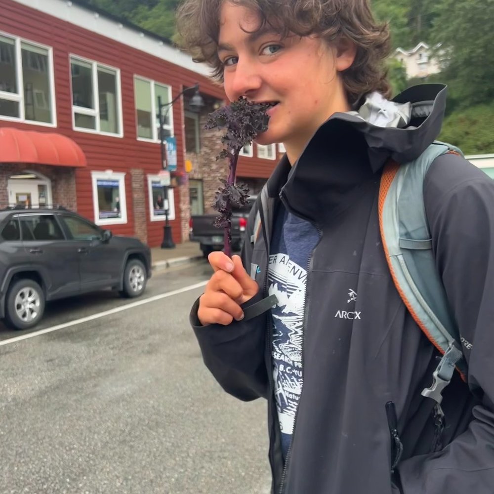 Meet your Posher, Cal